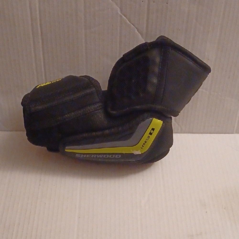 4/$80 New Sherwood Elbow Pad (Left Arm Only) - Size SR Small